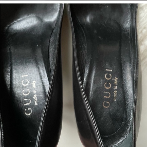 Authentic Gucci Pumps - Picture 9 of 12